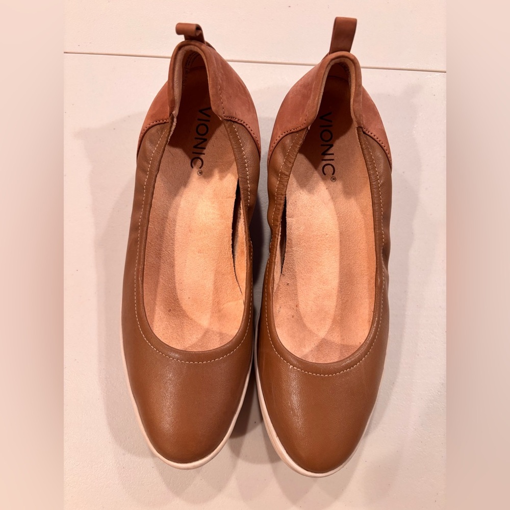 Vionic | ladies Jacey wedge slip on shoes. Size: 8 - Picture 2 of 12